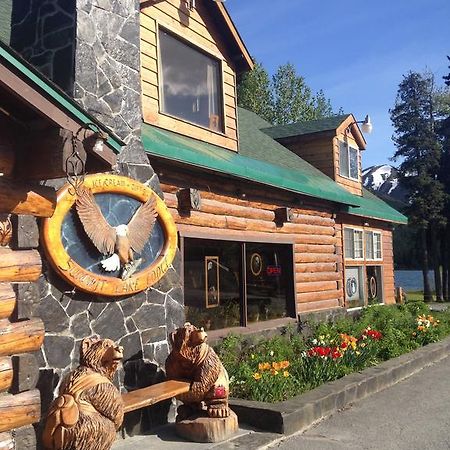 Summit Lake Lodge Kültér fotó