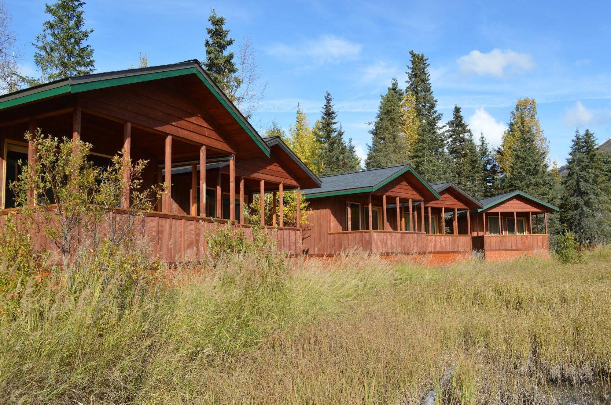Summit Lake Lodge Kültér fotó