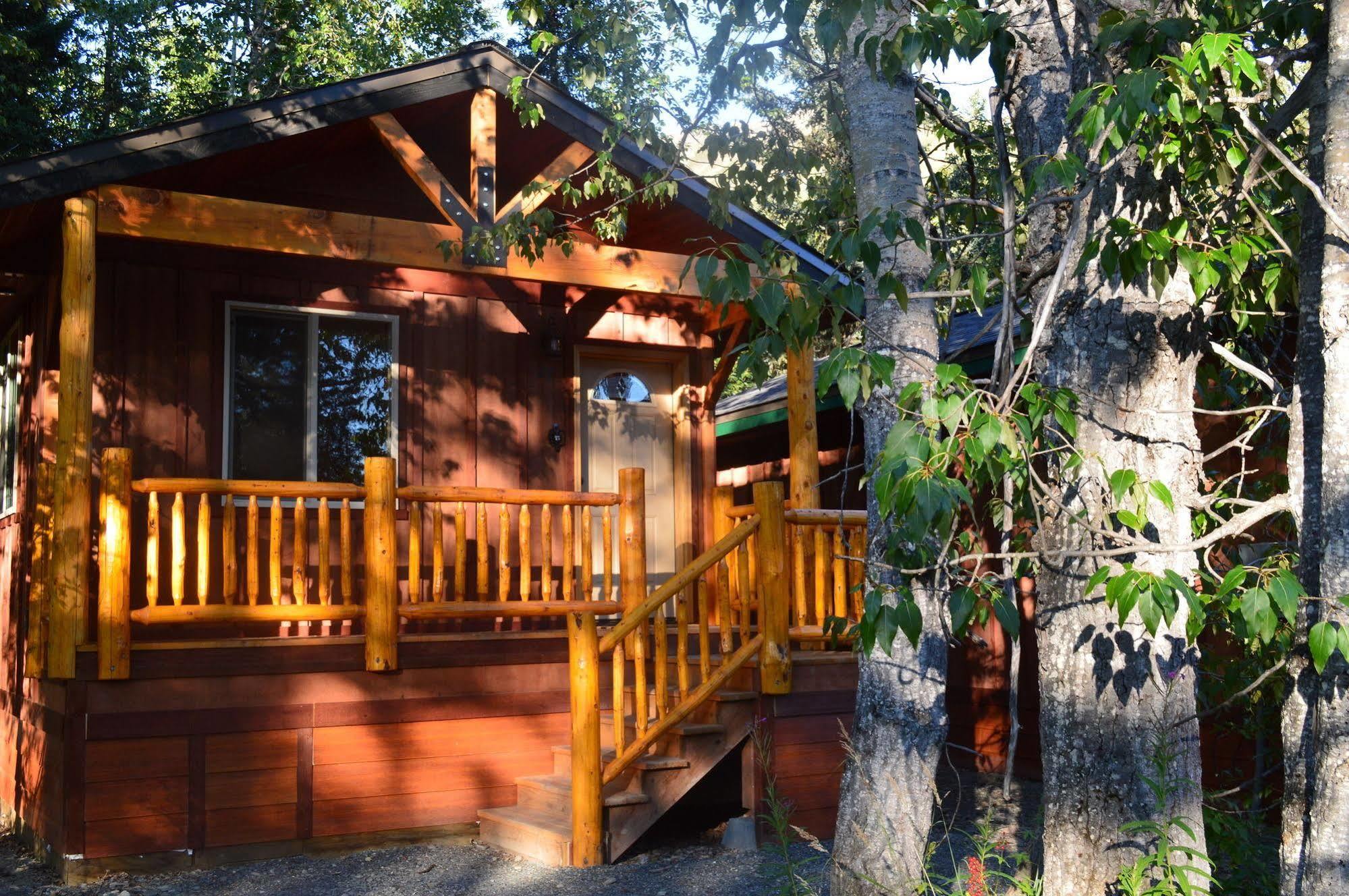 Summit Lake Lodge Kültér fotó